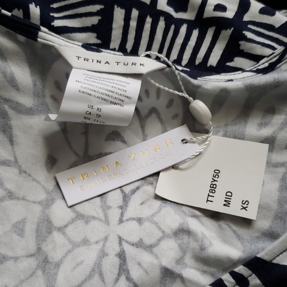 NWT Trina Turk Printed Cold shoulder Tunic Coverup - Picture 3 of 6